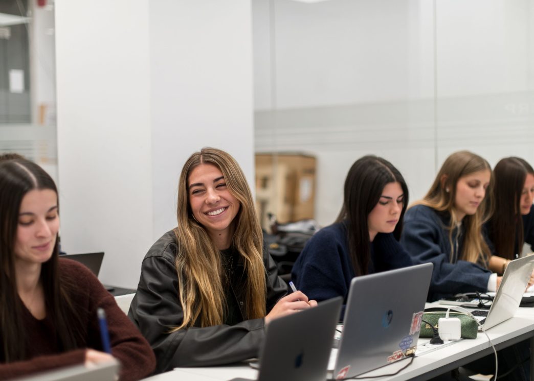 ESERP destina 1,2 millones en becas para la formación en IA, Data, Sostenibilidad y Nuevas Tecnologías